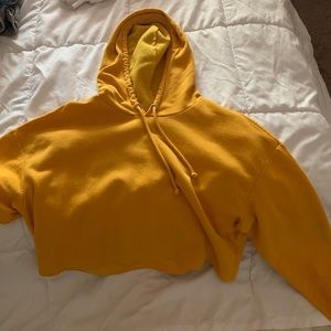 long sleeve mustard crop